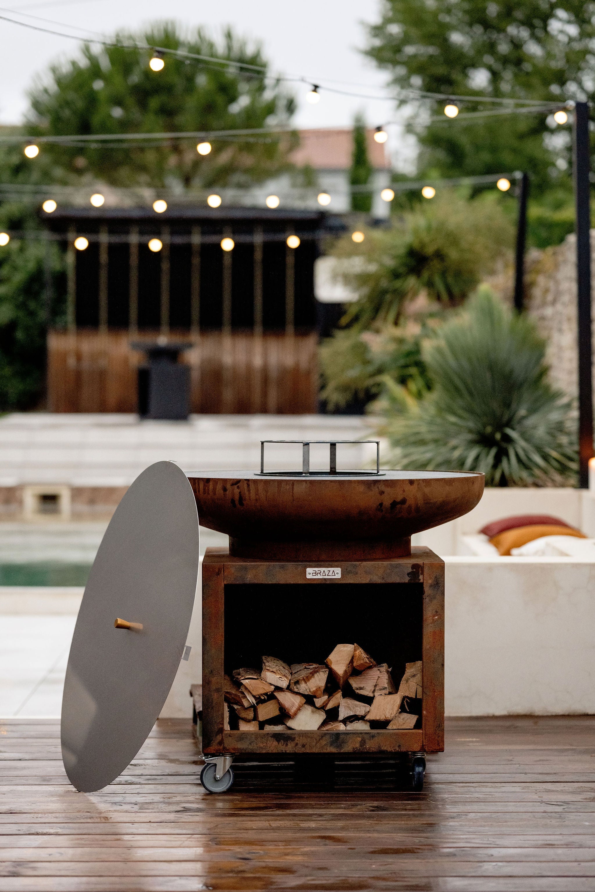 Big R100 | Corten